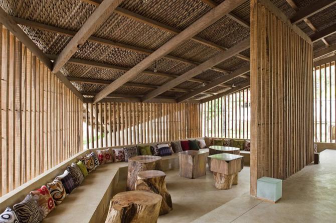 Kiến trúc quán cà phê Lâm - độc đáo và gần gũi - Archi